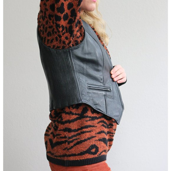 2000's Xpert Performance Gear Leather Biker Vest // Women's Size Medium to Large - Picture 2 of 8